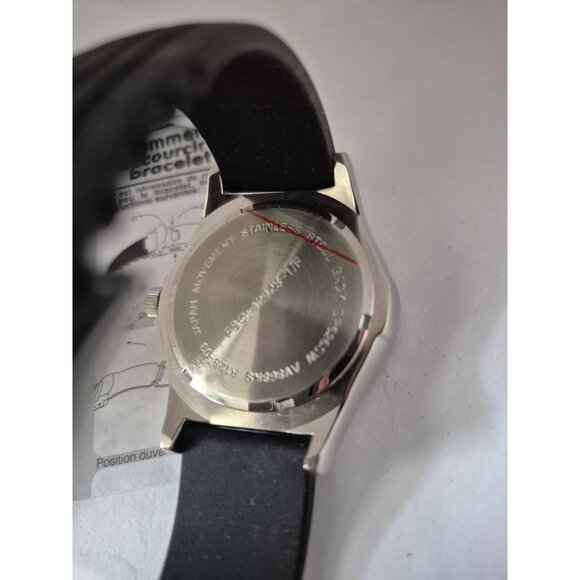 NEW Vtg 2003 Avon Sports Style Mens Watch With Black Strap - Picture 4 of 9